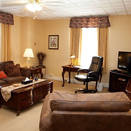 Best Western Plus Sidney Lodge Eksteriør billede