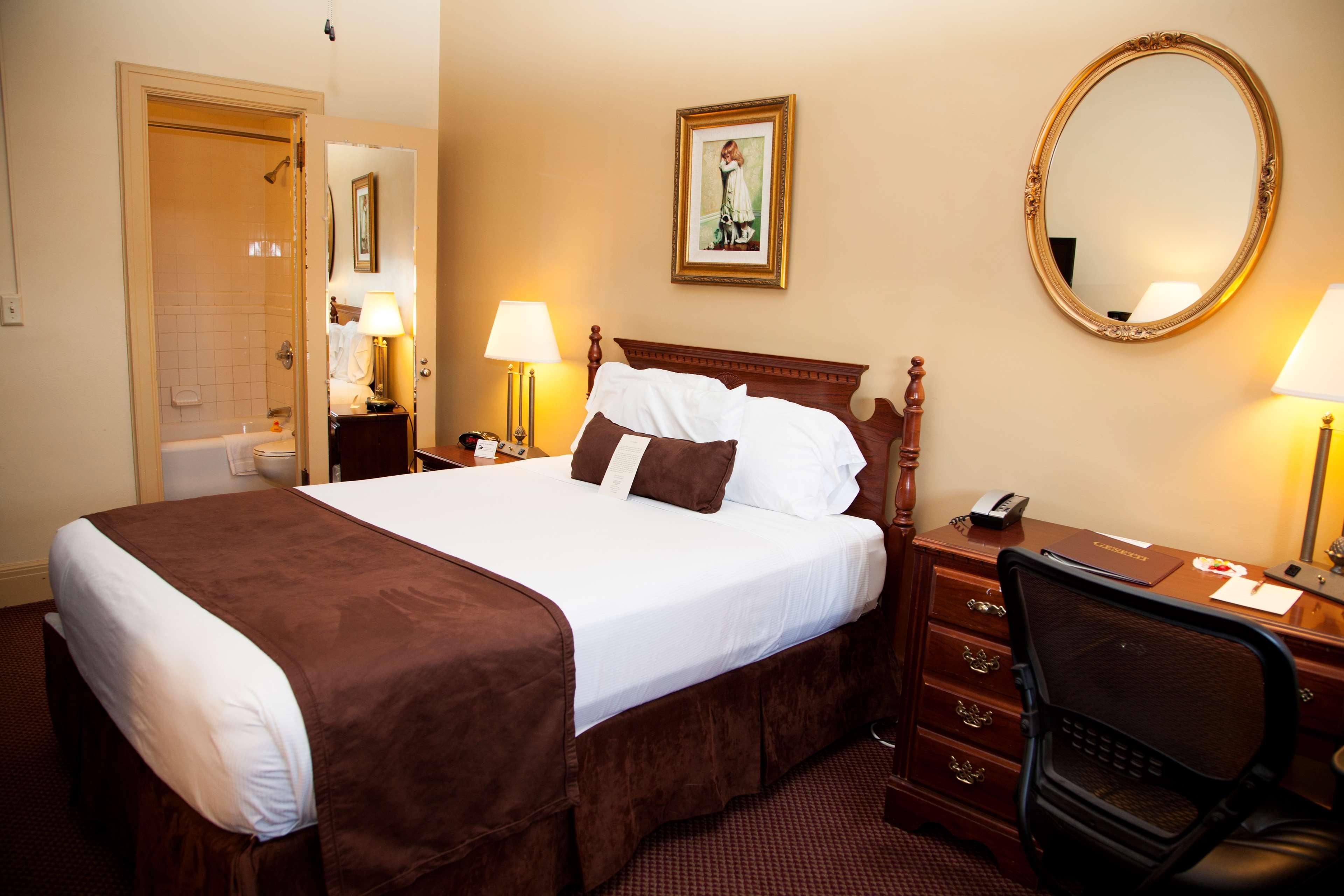 Best Western Plus Sidney Lodge Eksteriør billede