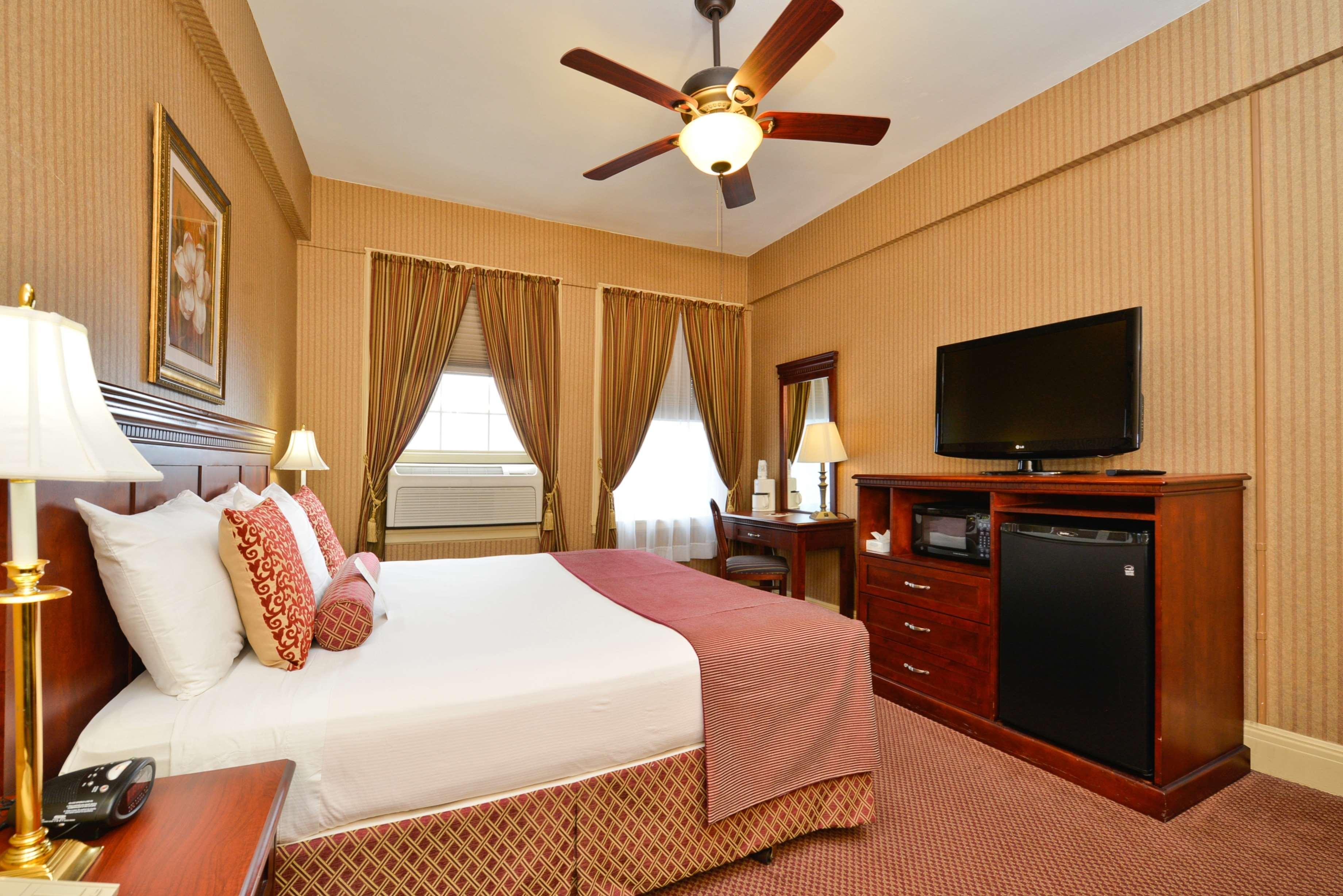 Best Western Plus Sidney Lodge Eksteriør billede