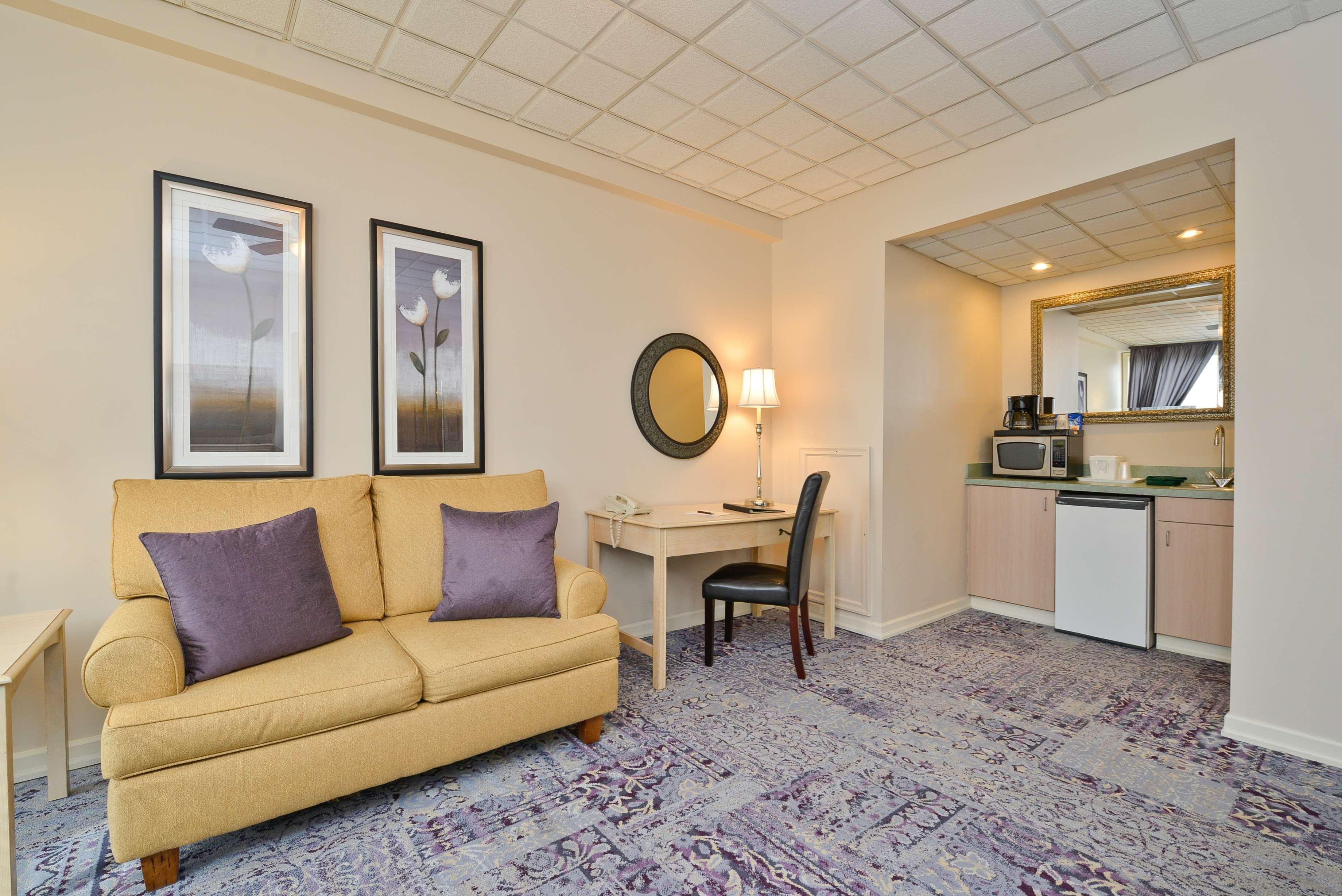 Best Western Plus Sidney Lodge Eksteriør billede