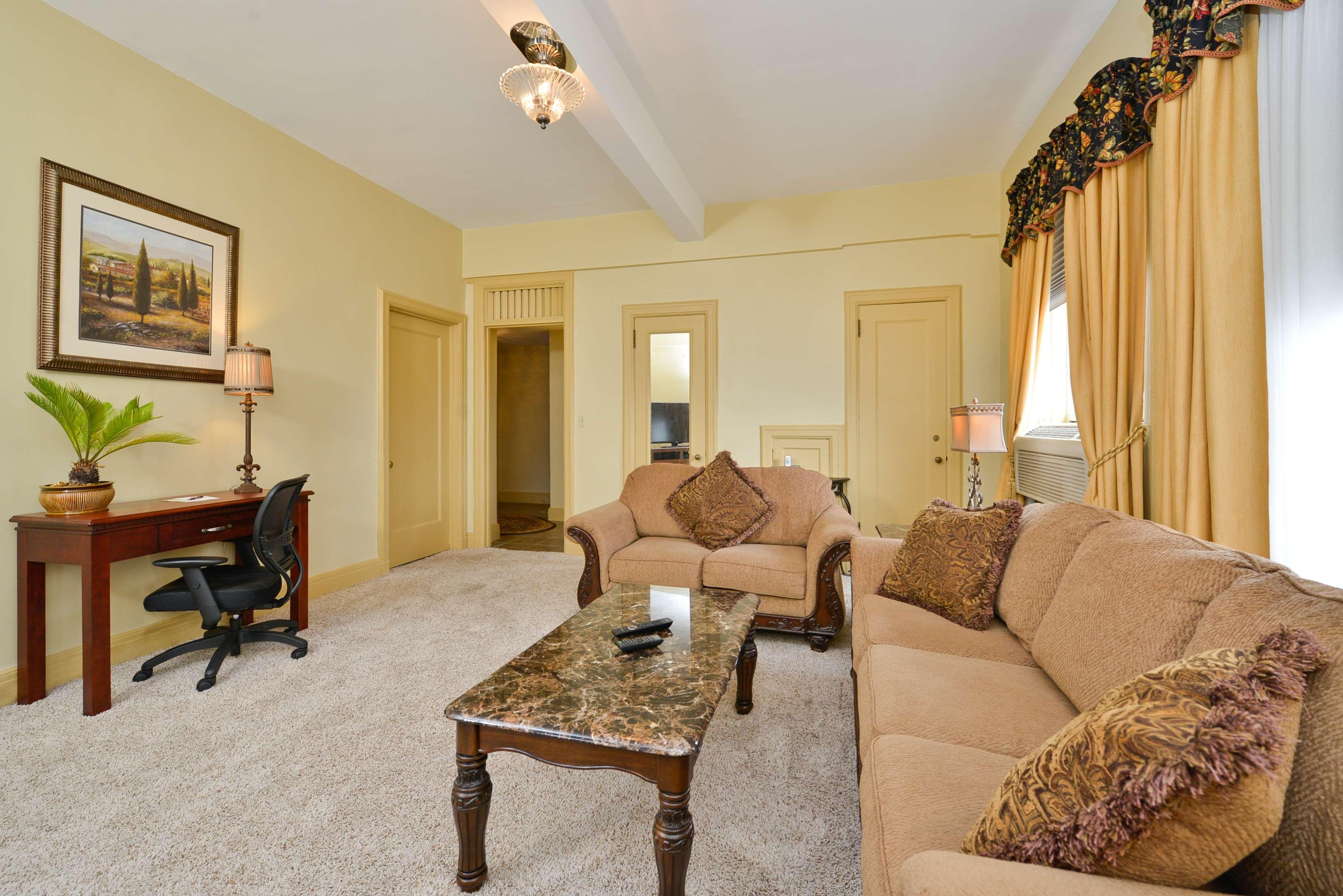 Best Western Plus Sidney Lodge Eksteriør billede