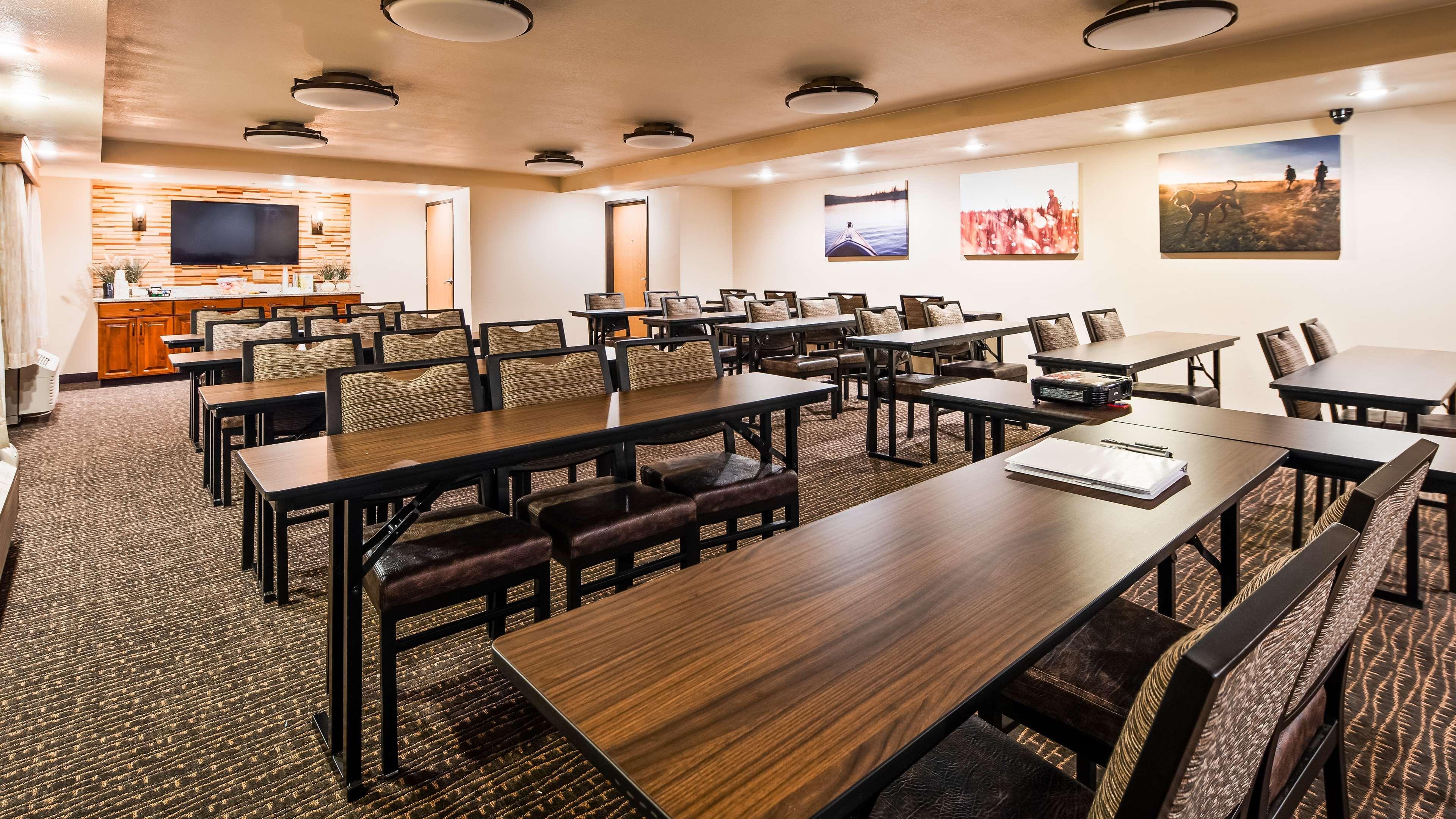 Best Western Plus Sidney Lodge Eksteriør billede